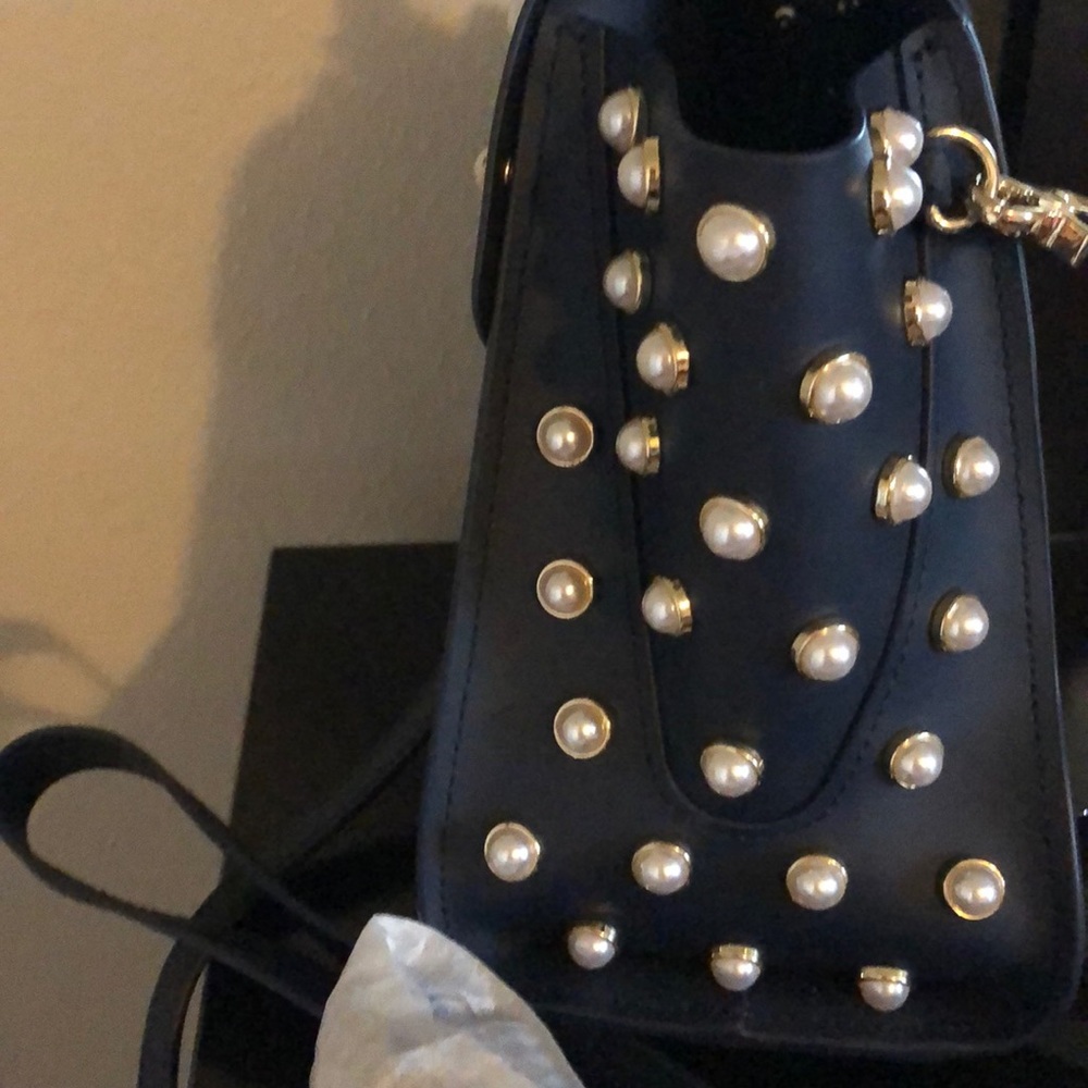 Sale. New Zac Posen earths iconic convertible bag - Picture 4 of 8